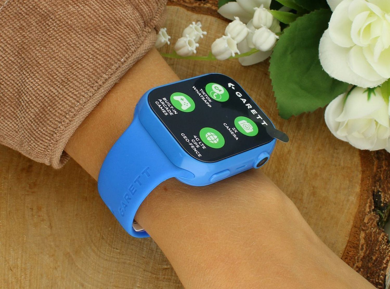 Smartwatch Garett Kids Twin 2 4G w kolorze niebieskim – lokalizacja GPS, dwie kamery, połączenia wideo i głosowe, przycisk SOS i kontrola rodzicielska. 2.webp